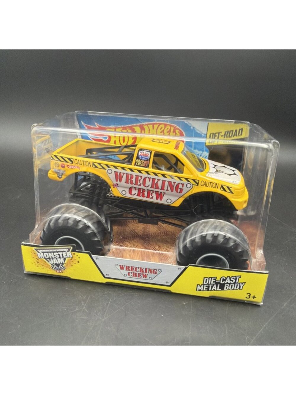 HOT WHEELS MONSTER JAM WRECKING CREW 1/24 2014  NEW/Sealed